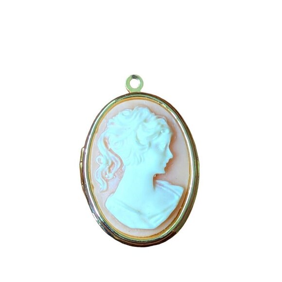 Victorian Cameo Locket Vintage Necklace Pendant Shell Ivory Ornate Gold Oval - Picture 5 of 11